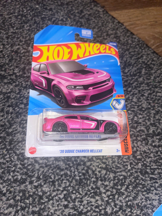 ‘20 Pink Dodge Charger Hellcat